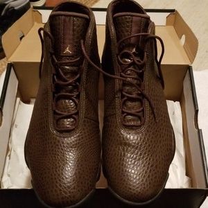 Jordan Horizon Premium
